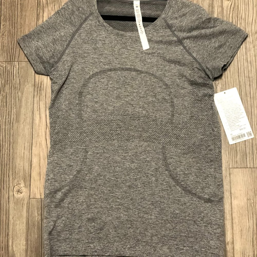 Lululemon Top, Size 10, Slate Gray